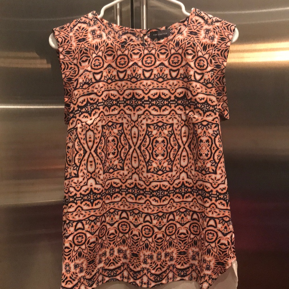 The Limited sleeveless blouse